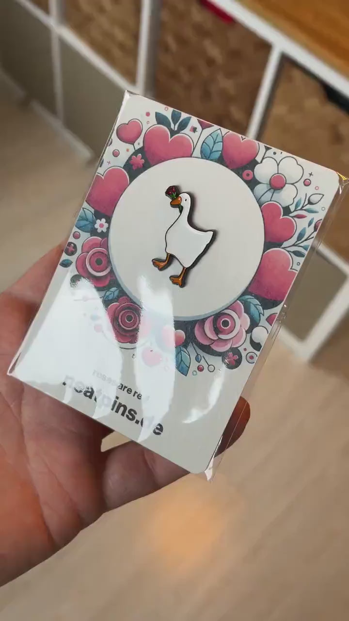 Charming Rose-Beaked Duck Enamel Pin - Whimsical Waterbird Accessory for Nature and Bird Lovers